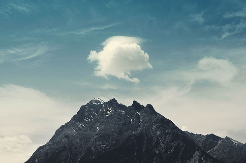 Majestic Snowy Mountain Peaks Landscape