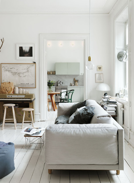 Minimalist Scandinavian-style Living Space Interior