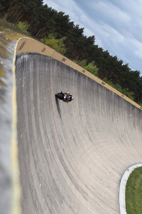 Skateboarding Extreme Sports Concrete Wave Park