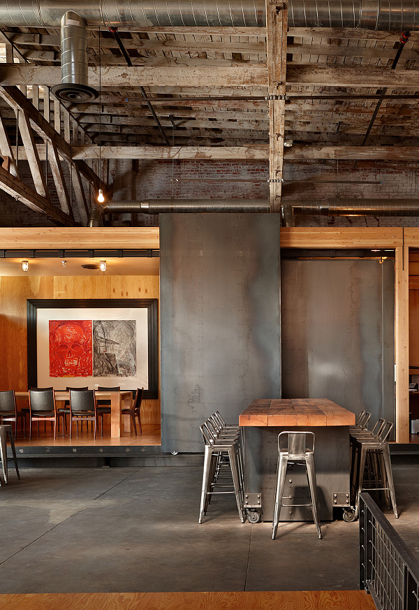 Industrial Chic Restaurant Interior Design