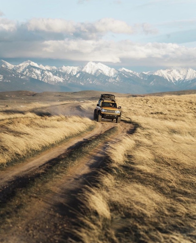 Off-road Vehicle Mountain Landscape Photography