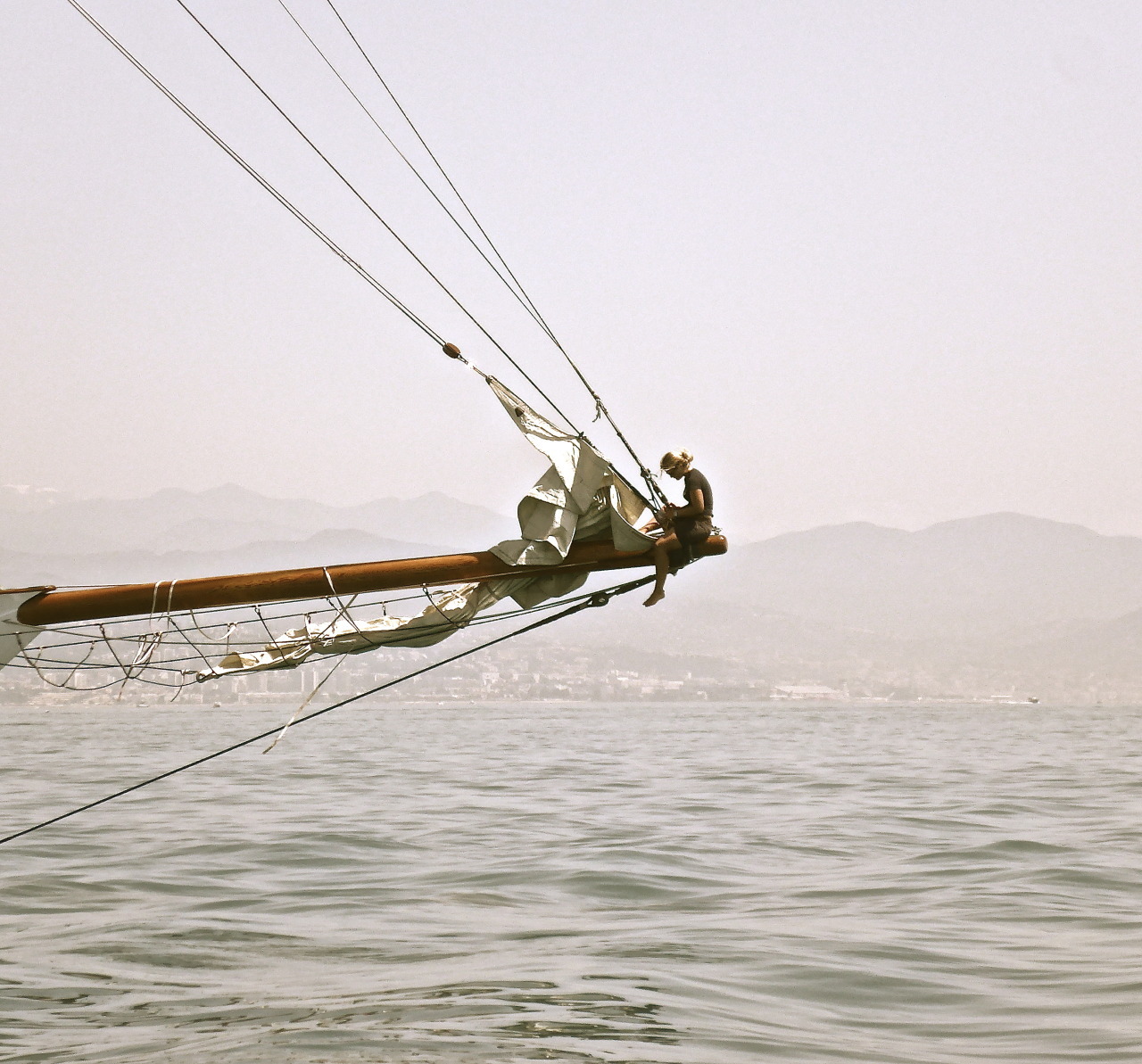 Aerial Hang Gliding Over Serene Lake Landscape