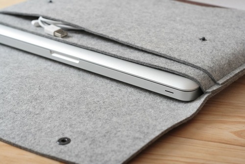 Vintage Laptop Sleeve Product Photography