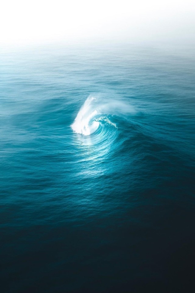 Massive Ocean Wave Landscape Photography