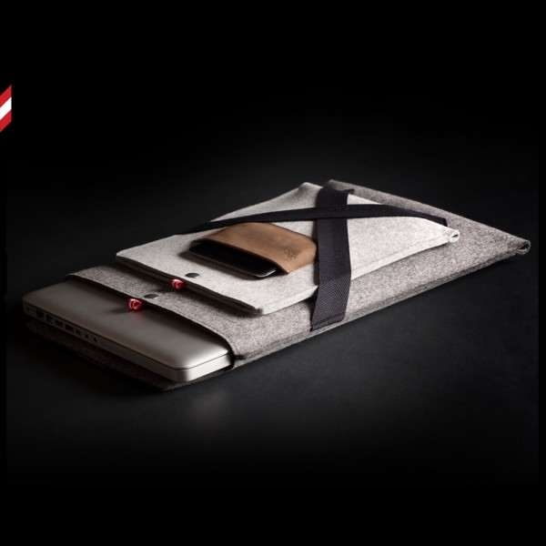 Compact Fabric Tech Sleeve Stylish Design